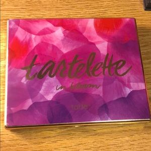 Tartlette in bloom palette